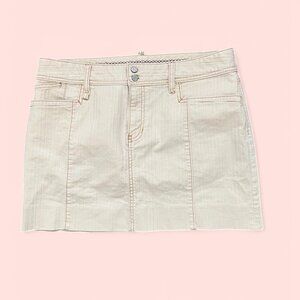 Cream and tan Gap mini skirt with a boho touch size 12 Preowned may have light s